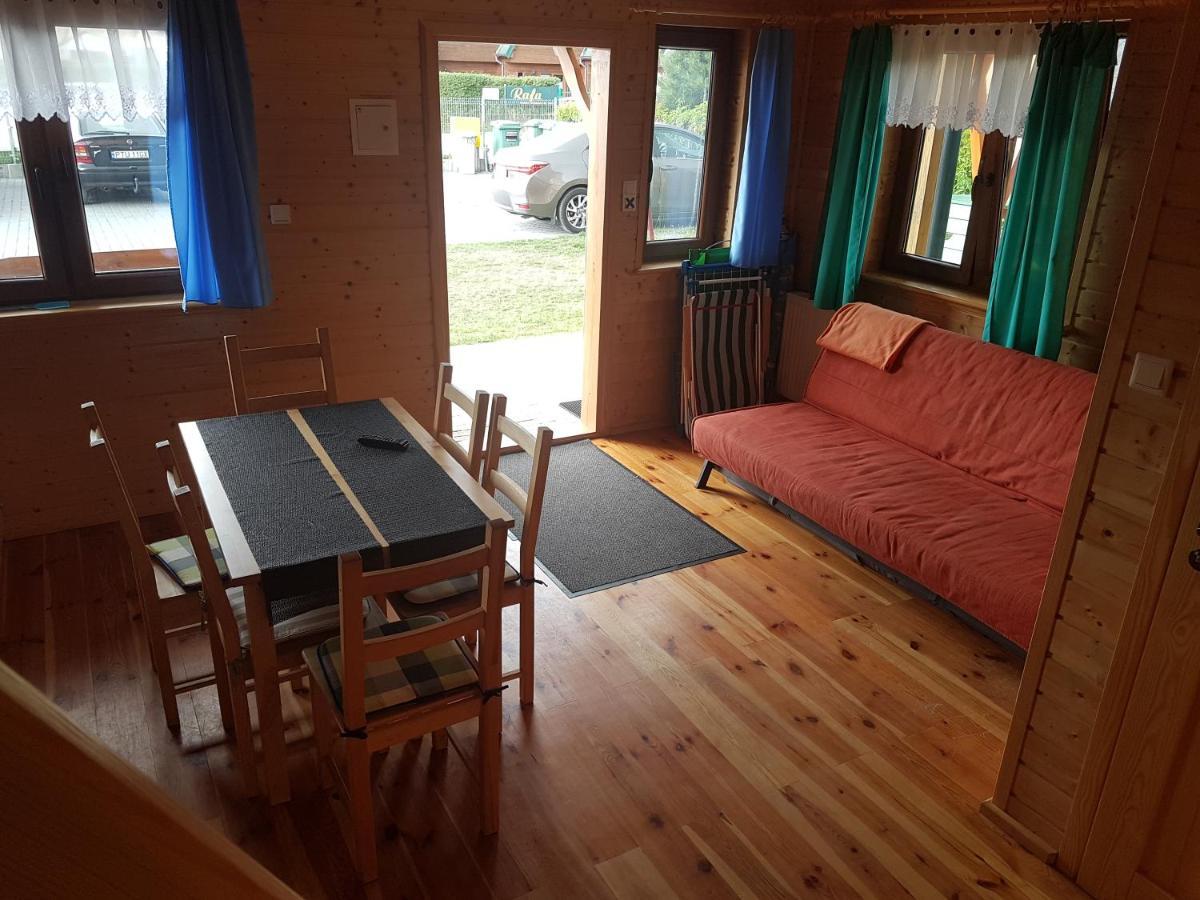 Villa Cztery Pory Roku Sarbinowo Exterior foto