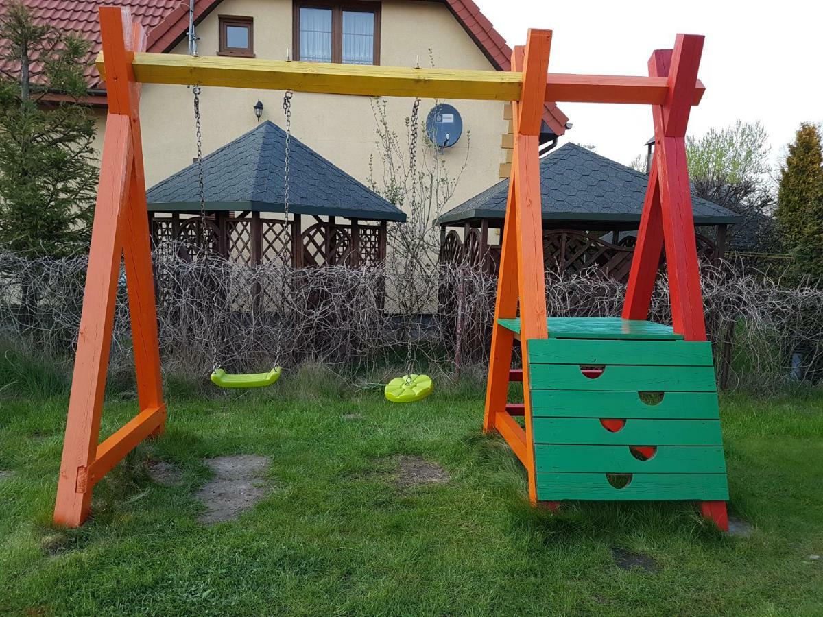 Villa Cztery Pory Roku Sarbinowo Exterior foto