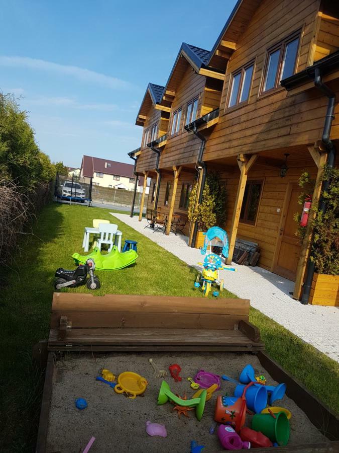 Villa Cztery Pory Roku Sarbinowo Exterior foto